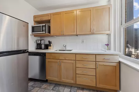 160 Central Park S #2511, New York, NY 10019