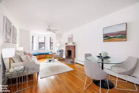914 8th Ave #1, Brooklyn, NY 11215