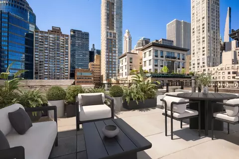 115 E 61st St #PH, New York, NY 10065