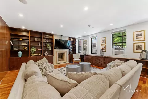 Living - 197 E 76th St, New York, NY 10021 photo 2 of 2