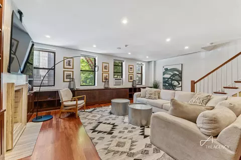 Living - 197 E 76th St, New York, NY 10021 photo 1 of 2