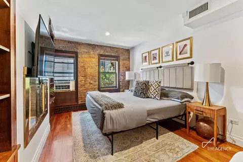 Bedroom - 197 E 76th St, New York, NY 10021 photo 2 of 3
