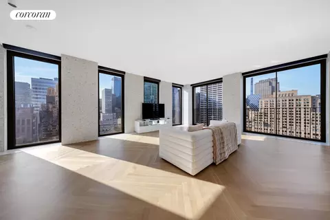 16 W 40th St #29A, New York, NY 10018