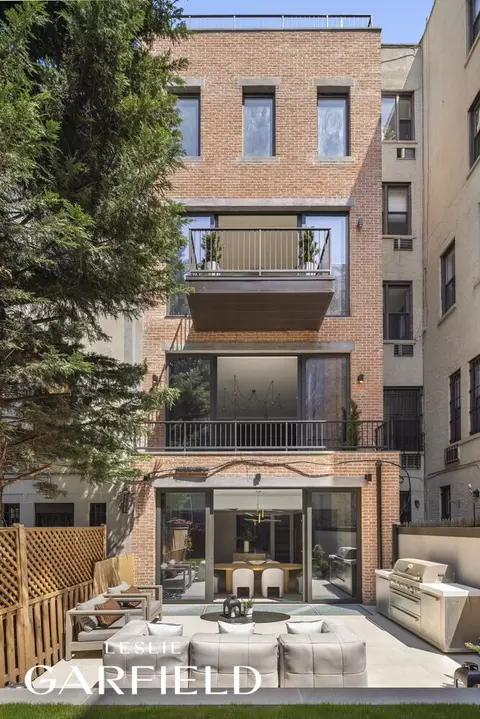 48 W 85th St, New York, NY 10024