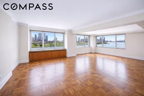 25 Sutton Pl S #8G, New York, NY 10022