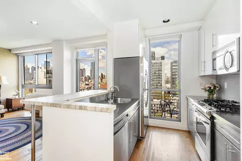 38 Delancey St #10D, New York, NY 10002