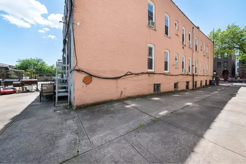 445 E 95th St, Brooklyn, NY 11212 photo 2