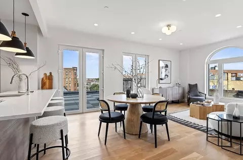 1105 Cortelyou Rd #PH-A, Brooklyn, NY 11218