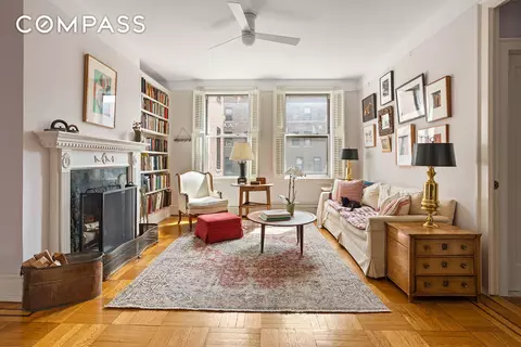 37-28 80th St #32, New York City, NY 11372