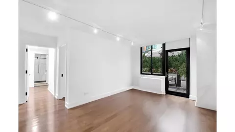 199 Bowery #2D, New York, NY 10002