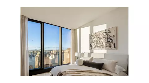 125 Greenwich St #61F, New York City, NY 10006