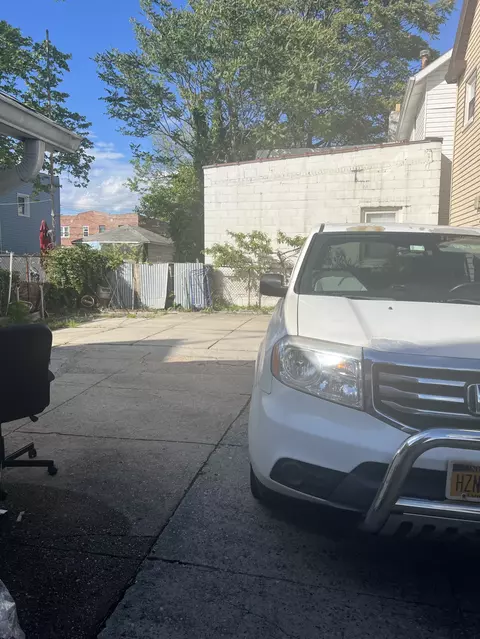 1409 E 92nd St, Brooklyn, NY 11236 photo 5