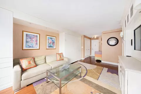 225 E 36th St # 7L, New York, NY 10016
