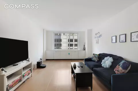 301 W 53rd St #3I, New York, NY 10019