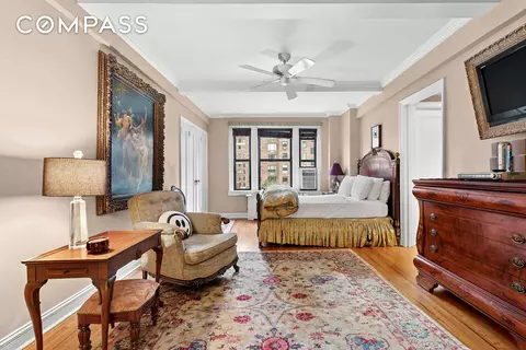 339 E 58th St #9B, New York, NY 10022