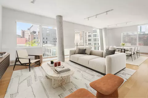 245 10th Ave #5W, New York, NY 10001
