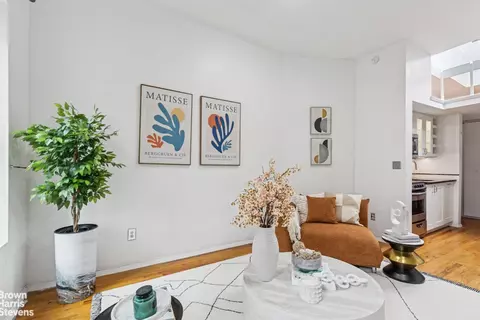 317 E 73rd St #5FE, New York, NY 10021 photo 5