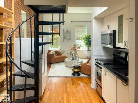 317 E 73rd St #5FE, New York, NY 10021 photo 6