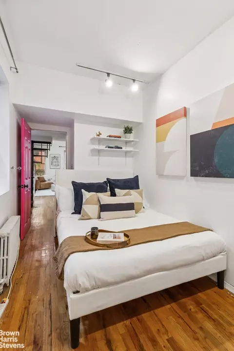317 E 73rd St #5FE, New York, NY 10021 photo 7