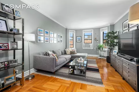35-06 88th St #6B, New York City, NY 11372