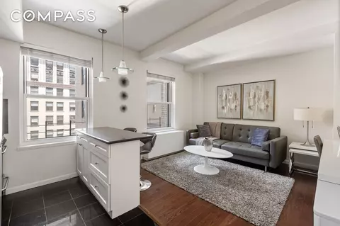 150 W 51st St #1017, New York, NY 10019