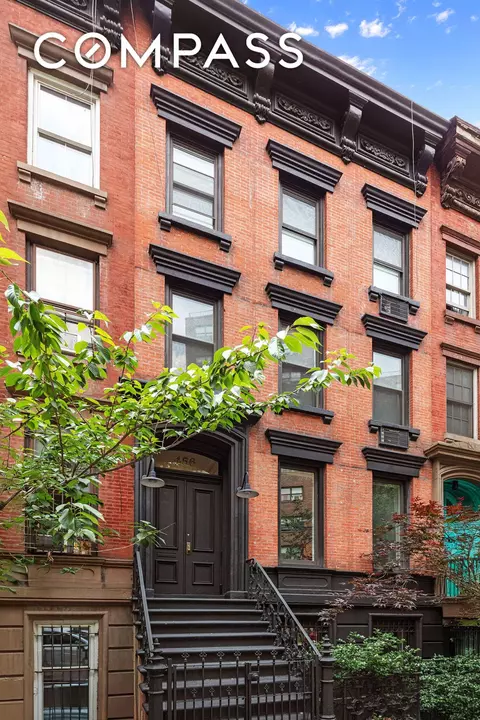 456 W 25th St, New York, NY 10001