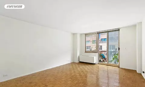 350 W 50th St #4BB, New York, NY 10019