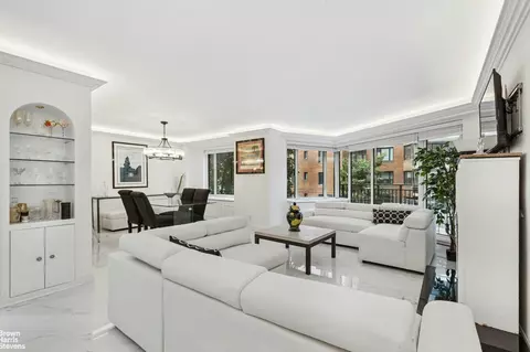 60 Sutton Pl S #3EN, New York, NY 10022