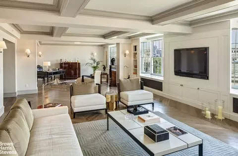 995 5th Ave #9S, New York, NY 10028