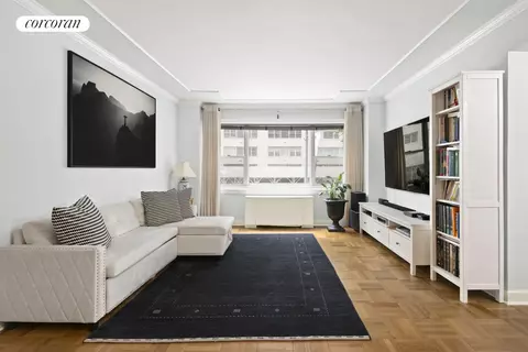 100 W 57th St #2H, New York, NY 10019