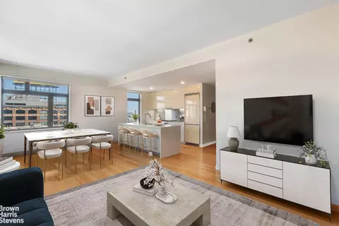 11-02 49th Ave #8A, New York City, NY 11101