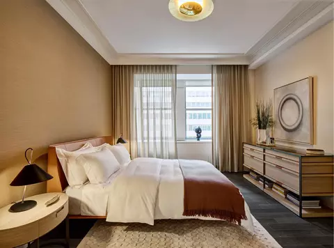 303 Park Ave #2311, New York, NY 10022