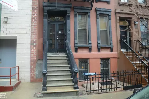 159 E 107th St, New York, NY 10029