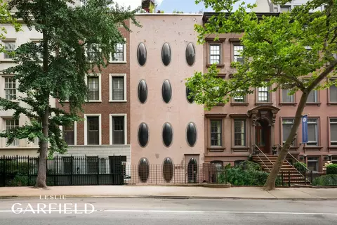 251 E 71st St, New York, NY 10021