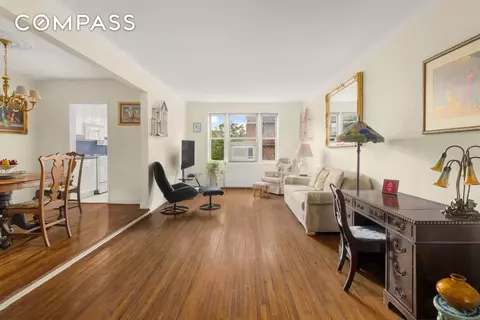 68-61 Yellowstone Blvd #618, New York City, NY 11375