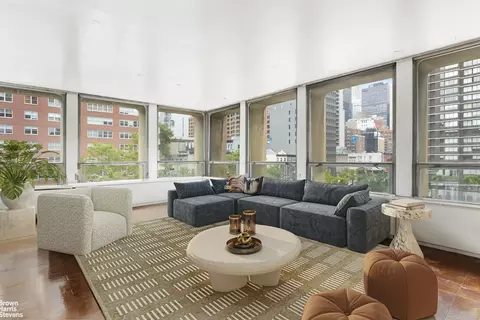 300 E 33rd St #2L, New York, NY 10016