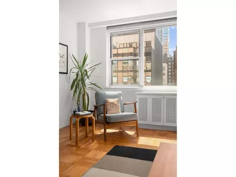 139 E 33rd St #14B, New York, NY 10016