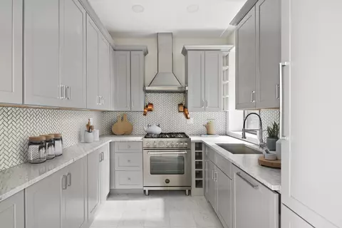 235 W 108th St #51, New York, NY 10025