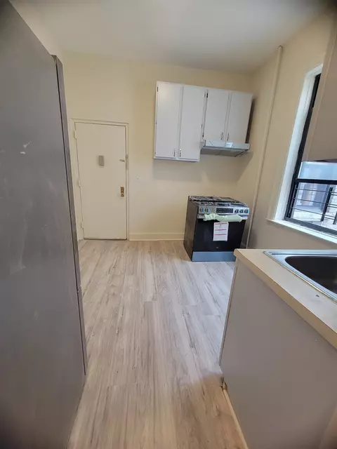 773 Eastern Pkwy #3C, Brooklyn, NY 11213