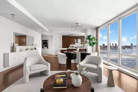 60 Riverside Blvd #1902, New York, NY 10069