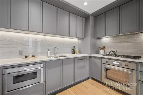 218 W 103rd St #11E, New York, NY 10025