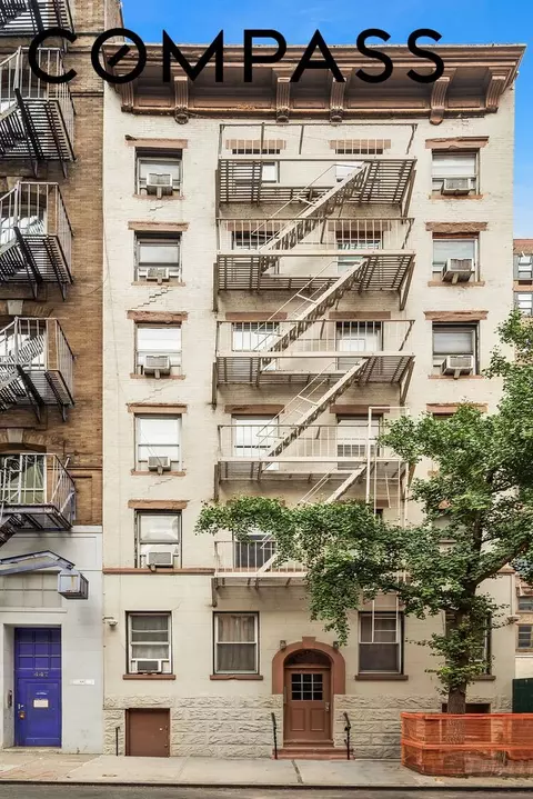445 W 36th St, New York, NY 10018