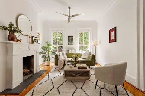 250 Cumberland St, Brooklyn, NY 11205