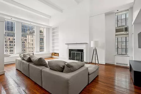 340 W 57th St #14B, New York, NY 10019