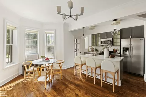 891 Knickerbocker Ave, Brooklyn, NY 11207