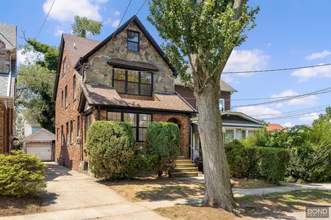 110-06 209th Pl, New York City, NY 11429