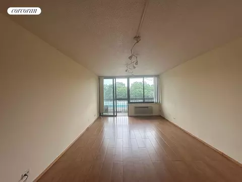 150-38 Union Tpke #1N, Flushing, NY 11367