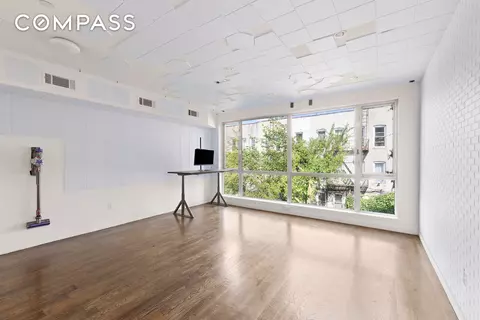 309 Cooper St #3B, Brooklyn, NY 11237