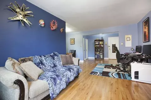 140-21 Burden Cres #306, Briarwood, NY 11435
