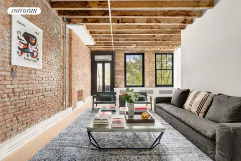430 E 10th St #2B, New York, NY 10009